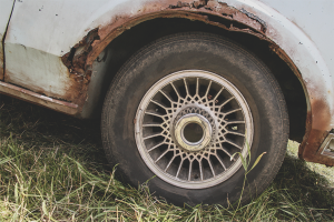 Comment se débarrasser de la rouille sur une carrosserie de voiture