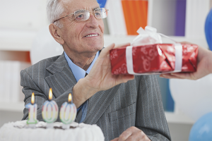 Cómo desearle un feliz cumpleaños al abuelo