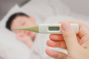 Come abbassare la temperatura di un bambino