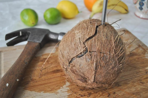 Come aprire una noce di cocco