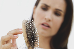 Cómo fortalecer el cabello para que no se caiga