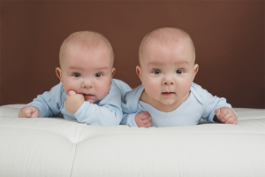 Comment tomber enceinte de jumeaux naturellement