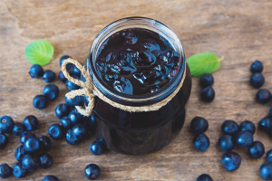 Cómo cocinar mermelada de arándanos