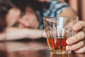 Cómo limpiar el cuerpo de alcohol