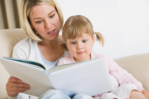 Cómo inculcar en su hijo un amor por la lectura