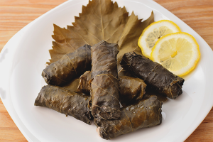 Comment faire du dolma à partir de feuilles de vigne