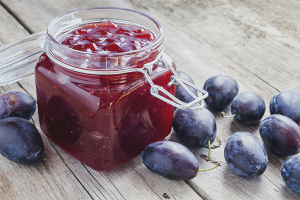 Come cucinare la marmellata di prugne