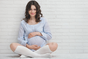 Perché le donne incinte non possono sedere a gambe incrociate