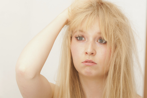 Qué hacer si el cabello se divide en toda su longitud