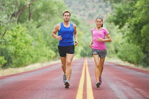 Los beneficios y los daños de correr