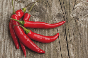 Pimiento rojo: beneficios y daños para el cuerpo