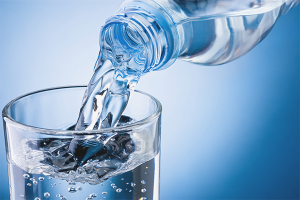 I benefici e i danni dell'acqua minerale