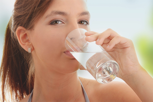 Comment boire de l'eau tout au long de la journée