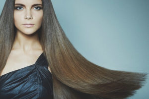 Meluruskan rambut keratin