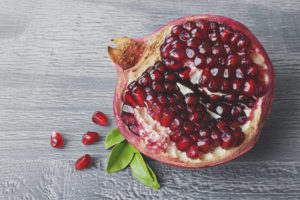 Can pregnant women eat pomegranate