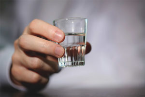 ¿Es posible beber vodka para la diabetes?