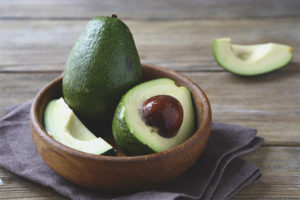 ¿Puedo comer aguacates con gastritis?