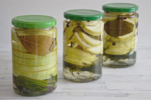 Pickled zucchini for the winter