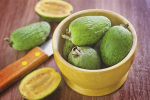 Topeng Feijoa untuk wajah