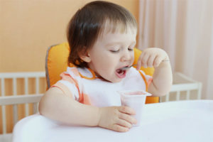 A che età un bambino può ricevere yogurt