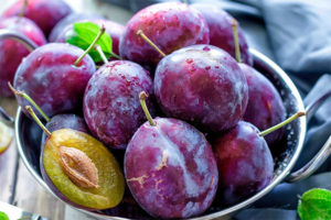 Adakah mungkin makan plum untuk diabetes